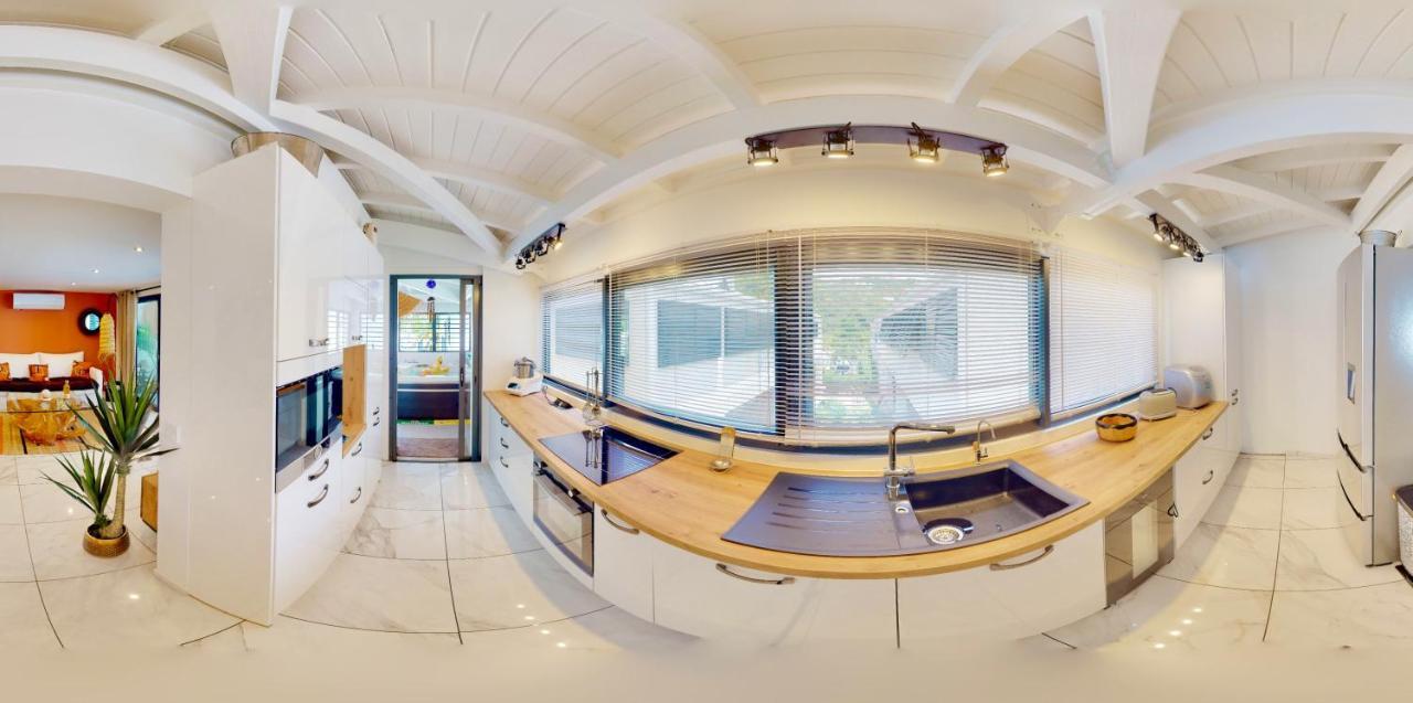 Marina, Spa & Sun - 2 Bedrooms - Luxury Apartment Anse Marcel Exterior foto